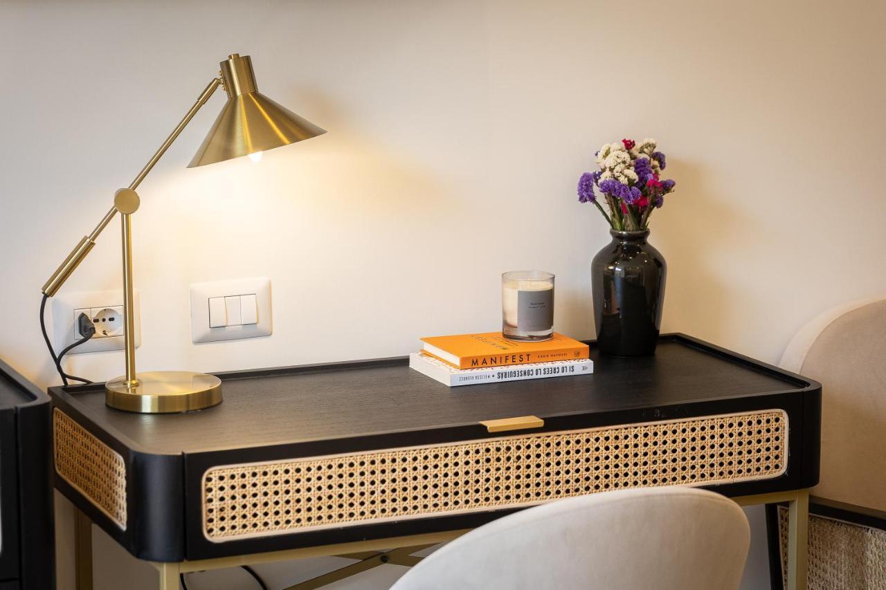 רומא Colosseum Boutique Apartment מראה חיצוני תמונה