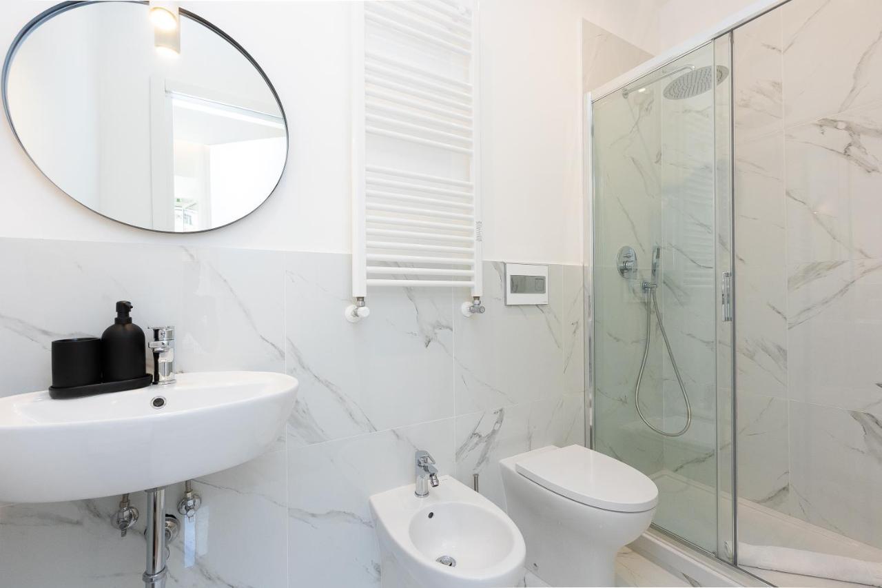 רומא Colosseum Boutique Apartment מראה חיצוני תמונה
