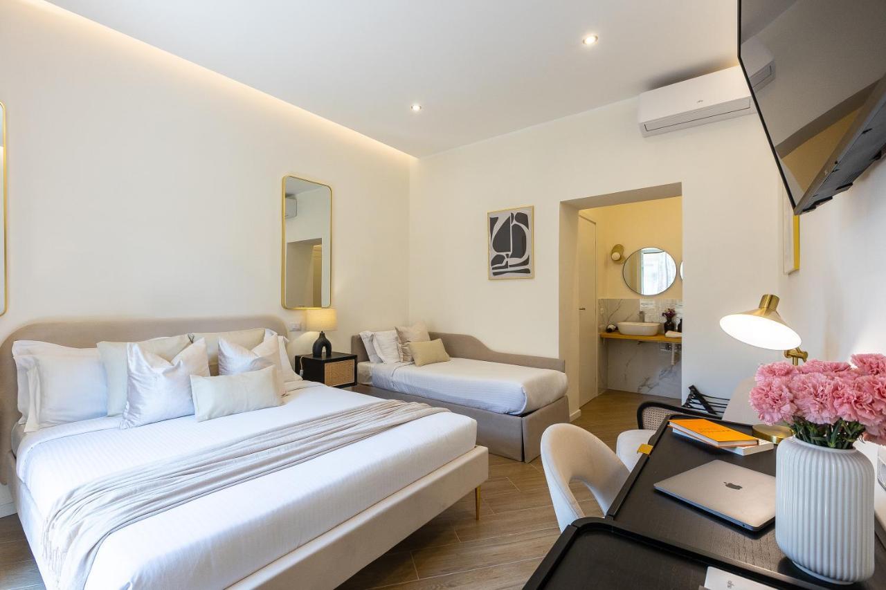 רומא Colosseum Boutique Apartment מראה חיצוני תמונה