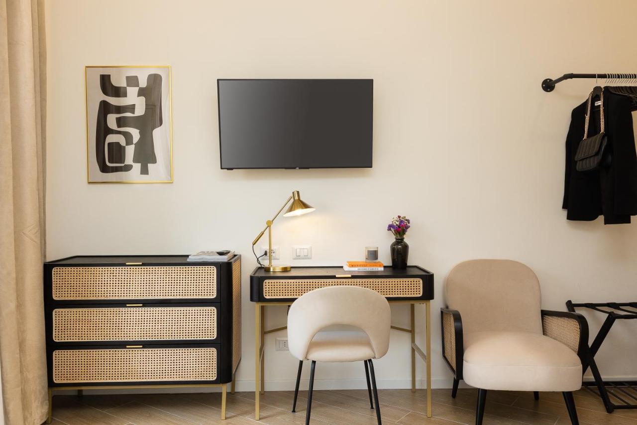 רומא Colosseum Boutique Apartment מראה חיצוני תמונה