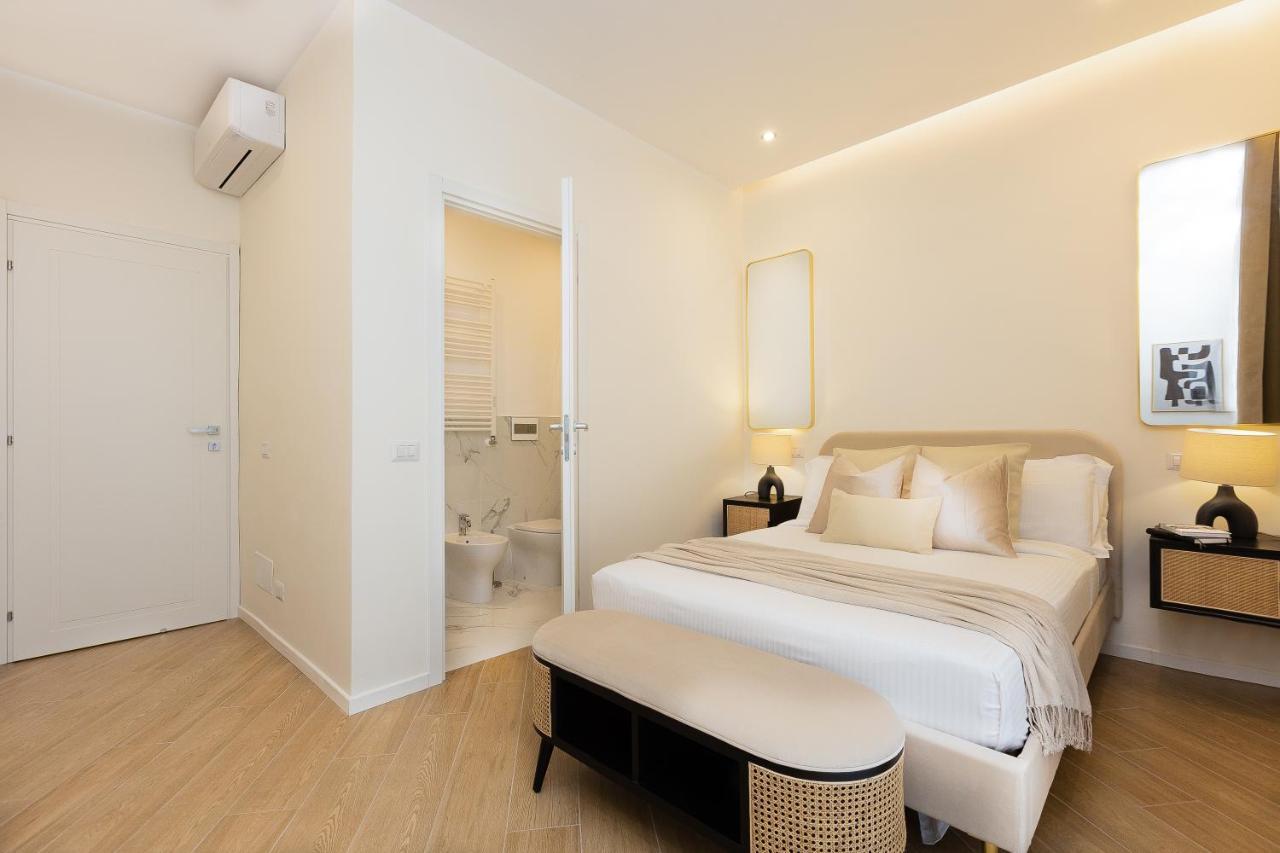 רומא Colosseum Boutique Apartment מראה חיצוני תמונה